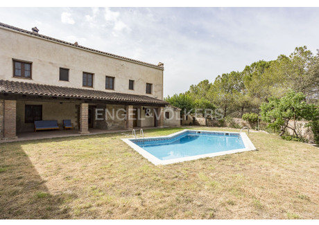 Dom na sprzedaż - Igualada, Hiszpania, 1293 m², 713 947 USD (2 791 532 PLN), NET-91266788