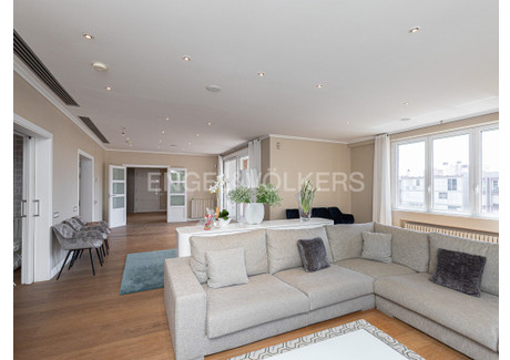 Mieszkanie na sprzedaż - Barcelona, Hiszpania, 371 m², 3 200 399 USD (12 289 532 PLN), NET-91874478