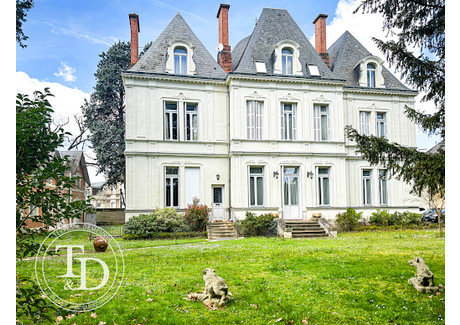 Dom na sprzedaż - Chatellerault, Francja, 406 m², 904 437 USD (3 780 545 PLN), NET-96358163