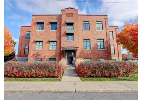 Mieszkanie na sprzedaż - 2020 Av. Lamothe, Saint-Hyacinthe, QC J2S4J8, CA Saint-Hyacinthe, Kanada, 111 m², 335 343 USD (1 364 848 PLN), NET-102583317