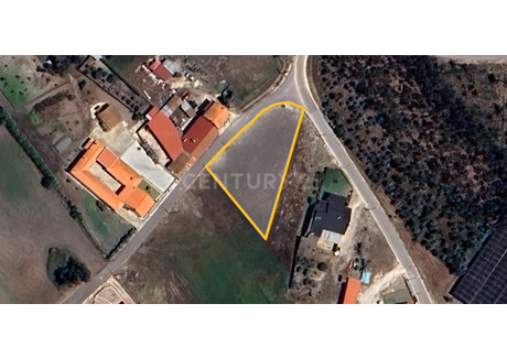 Działka na sprzedaż - Louriçal, Portugalia, 1363 m², 29 411 USD (120 586 PLN), NET-96127278