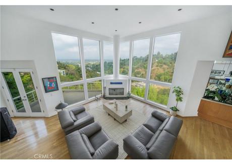 Dom na sprzedaż - 3670 Avenida Del Sol Studio City, Usa, 409,98 m², 2 890 000 USD (11 762 300 PLN), NET-102933624