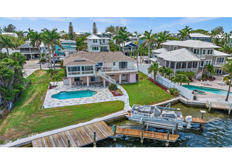 Dom na sprzedaż - 2205 Avenue A Bradenton Beach, Usa, 239,32 m², 3 900 000 USD (14 976 000 PLN), NET-98117496