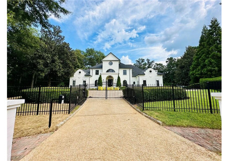 Dom na sprzedaż - 725 Riley Place Sandy Springs, Usa, 1074,14 m², 2 850 000 USD (11 143 500 PLN), NET-100839133