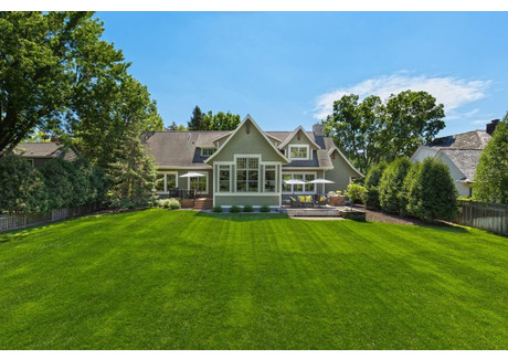 Dom na sprzedaż - 159 Birch Lane W Wayzata, Usa, 485,14 m², 2 624 900 USD (10 105 865 PLN), NET-100240611