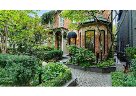 Dom na sprzedaż - 53 Hazelton Ave Toronto, Kanada, 325,16 m², 4 951 090 USD (20 547 024 PLN), NET-101854522