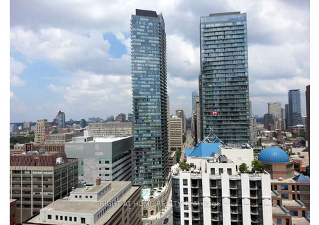 Mieszkanie do wynajęcia - 208 - 832 Bay St Toronto, Kanada, 65,03 m², 1626 USD (6750 PLN), NET-103270378