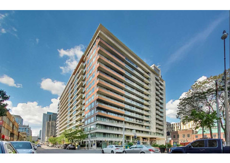 Mieszkanie na sprzedaż - 1038 - 111 Elizabeth St Toronto, Kanada, 55,74 m², 496 947 USD (2 022 572 PLN), NET-102680079