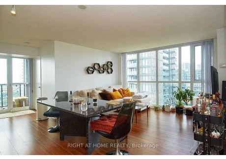 Mieszkanie do wynajęcia - 2306 - 85 Queens Wharf Rd Toronto, Kanada, 92,9 m², 2681 USD (10 994 PLN), NET-103096090