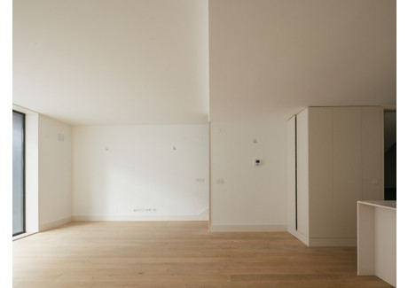 Mieszkanie na sprzedaż - Lisboa, Portugalia, 88 m², 637 713 USD (2 544 477 PLN), NET-88638543