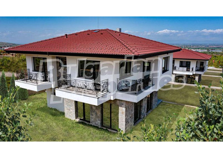 Dom na sprzedaż - с. Марково/s. Markovo Пловдив/plovdiv, Bułgaria, 275 m², 453 996 USD (1 856 846 PLN), NET-81889720